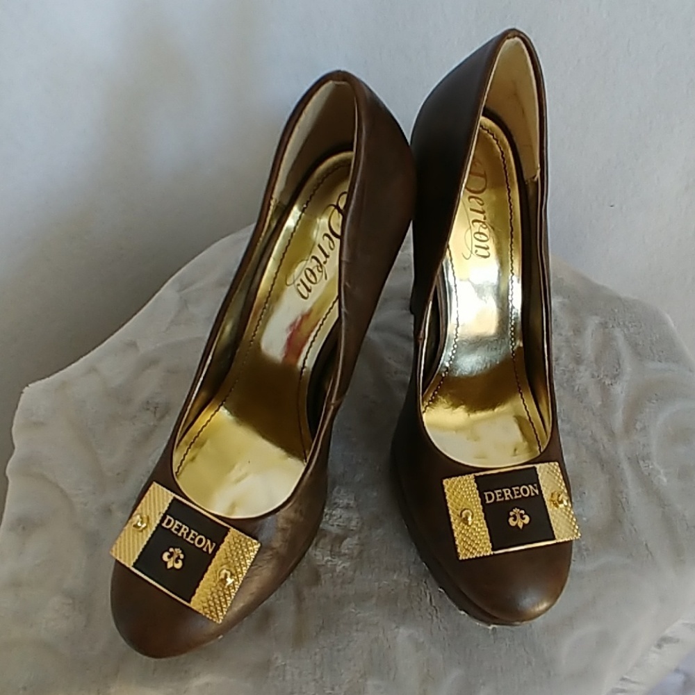 Dereon Women's Brown Pumps Heels Shoes